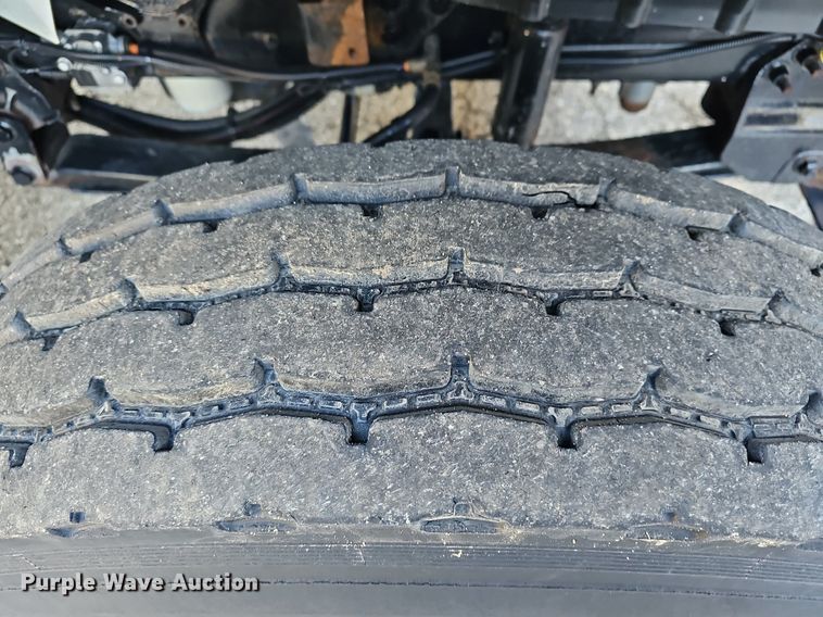 image for item DM1586 2010 International  WorkStar 7300 dump truck