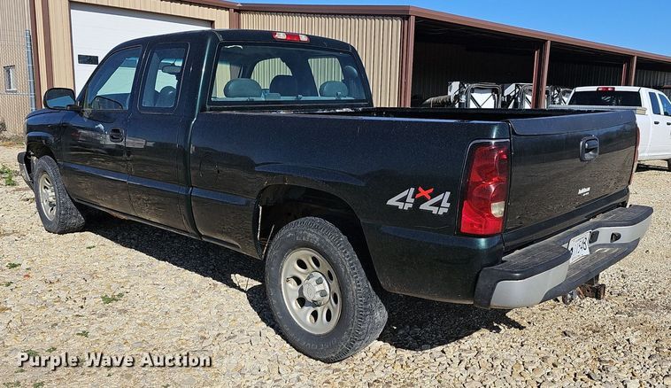 image for item DM1601 2006 Chevrolet Silverado 1500 Ext. Cab pickup truck