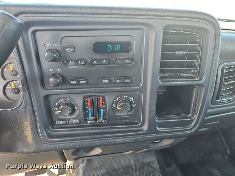 image for item DM1601 2006 Chevrolet Silverado 1500 Ext. Cab pickup truck