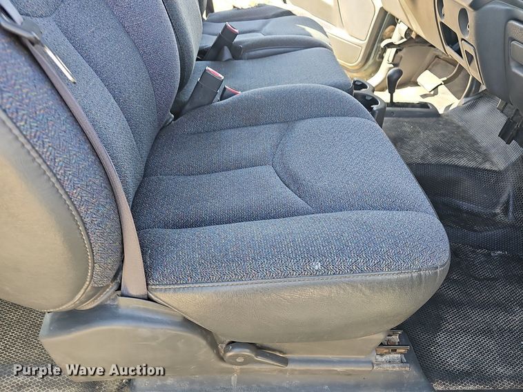 image for item DM1601 2006 Chevrolet Silverado 1500 Ext. Cab pickup truck