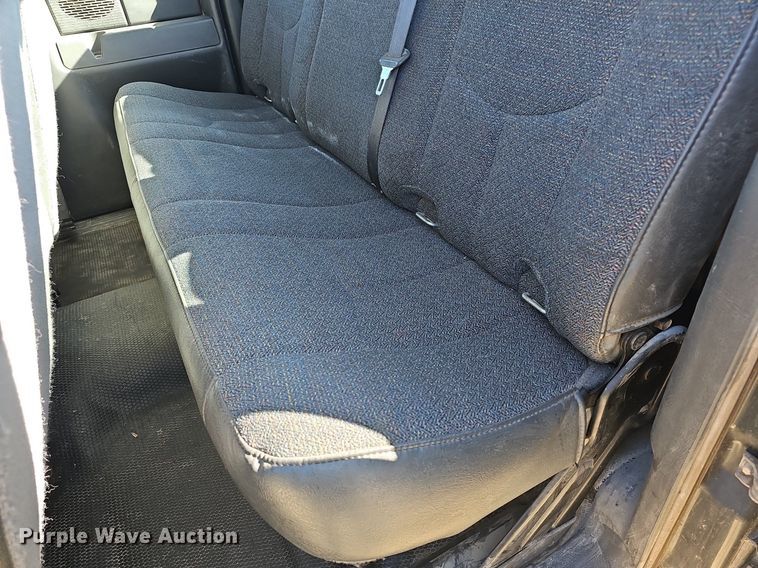 image for item DM1601 2006 Chevrolet Silverado 1500 Ext. Cab pickup truck