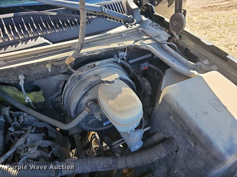 image for item DM1601 2006 Chevrolet Silverado 1500 Ext. Cab pickup truck