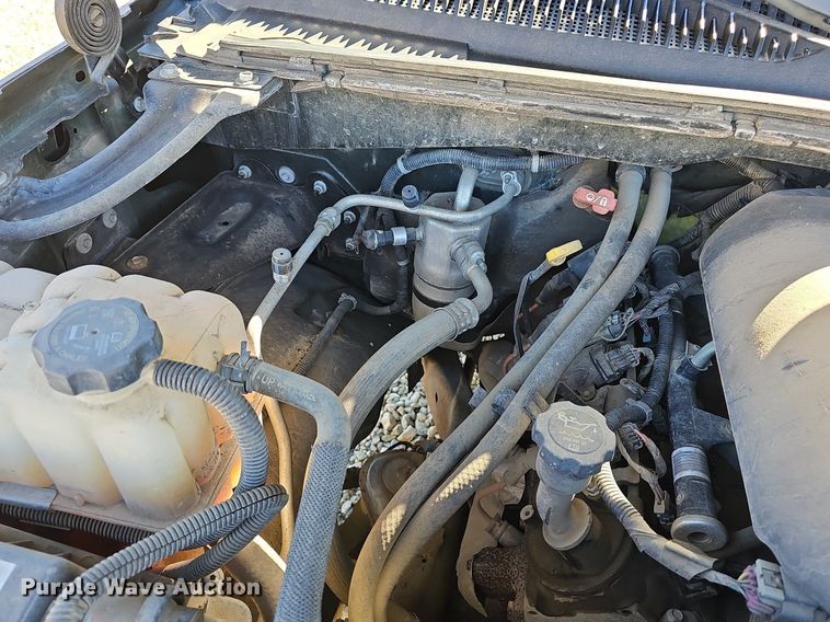 image for item DM1601 2006 Chevrolet Silverado 1500 Ext. Cab pickup truck