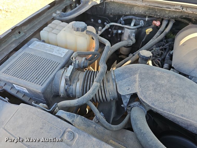 image for item DM1601 2006 Chevrolet Silverado 1500 Ext. Cab pickup truck