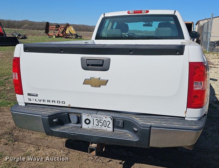 image for item DM1602 2009 Chevrolet Silverado 1500 Ext. Cab pickup truck