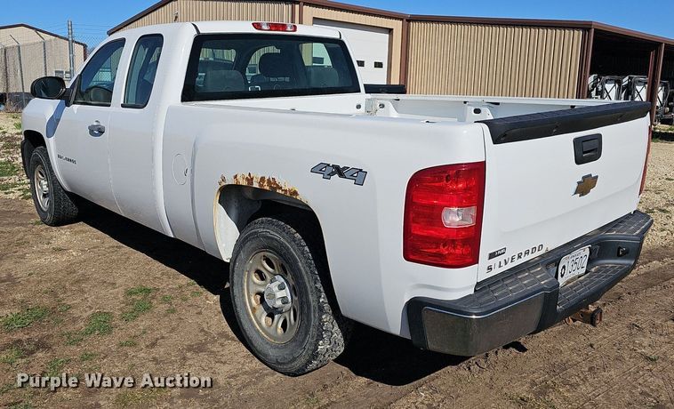 image for item DM1602 2009 Chevrolet Silverado 1500 Ext. Cab pickup truck