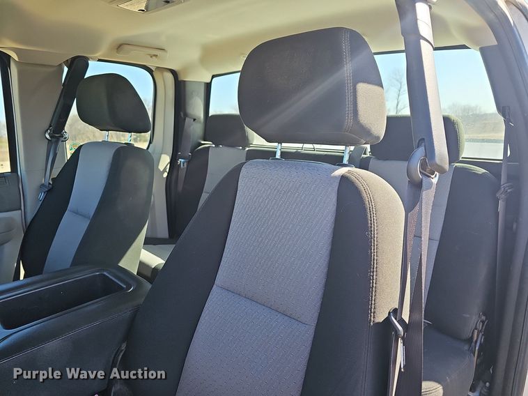 image for item DM1602 2009 Chevrolet Silverado 1500 Ext. Cab pickup truck