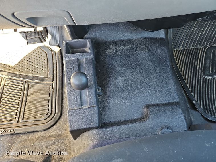 image for item DM1602 2009 Chevrolet Silverado 1500 Ext. Cab pickup truck