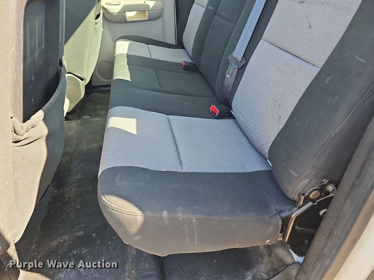 image for item DM1602 2009 Chevrolet Silverado 1500 Ext. Cab pickup truck