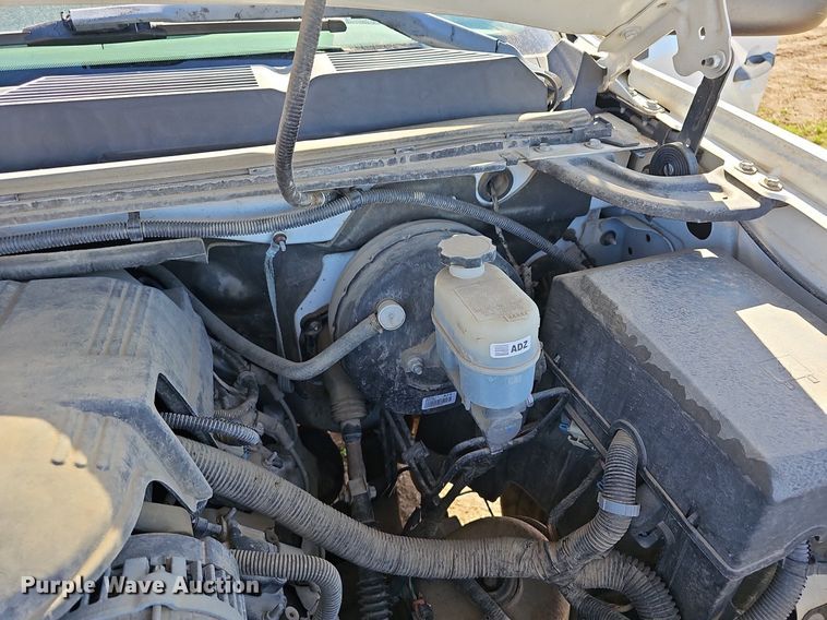 image for item DM1602 2009 Chevrolet Silverado 1500 Ext. Cab pickup truck