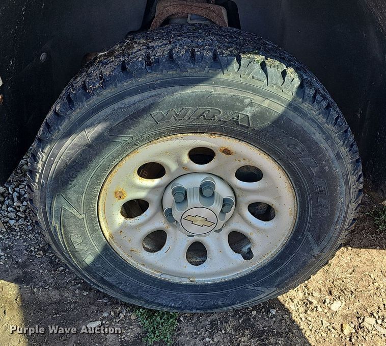 image for item DM1602 2009 Chevrolet Silverado 1500 Ext. Cab pickup truck