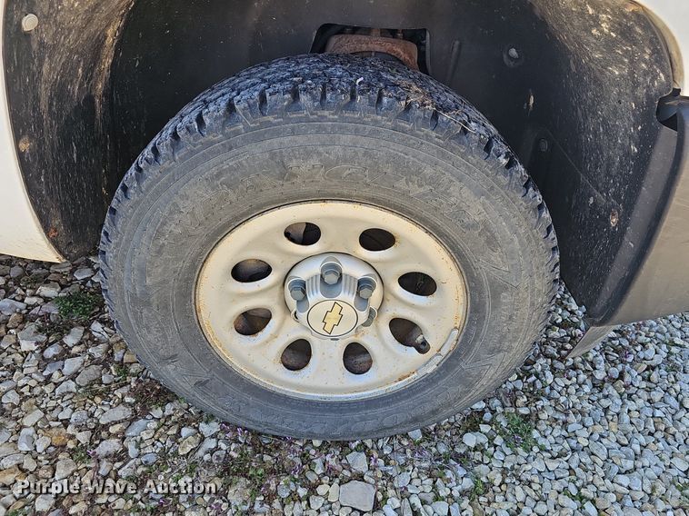 image for item DM1602 2009 Chevrolet Silverado 1500 Ext. Cab pickup truck