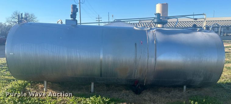 image for item DO1063 Alfa Laval Model AC3000 Stainless steel milk tank