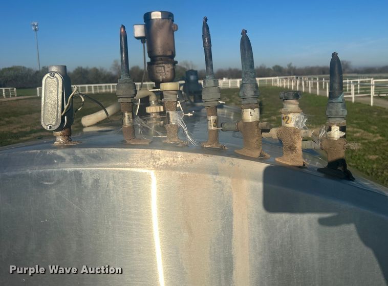 image for item DO1063 Alfa Laval Model AC3000 Stainless steel milk tank