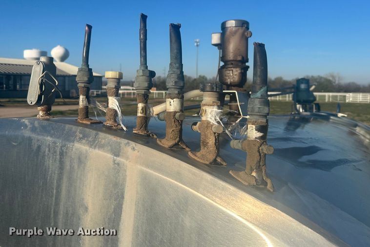 image for item DO1063 Alfa Laval Model AC3000 Stainless steel milk tank