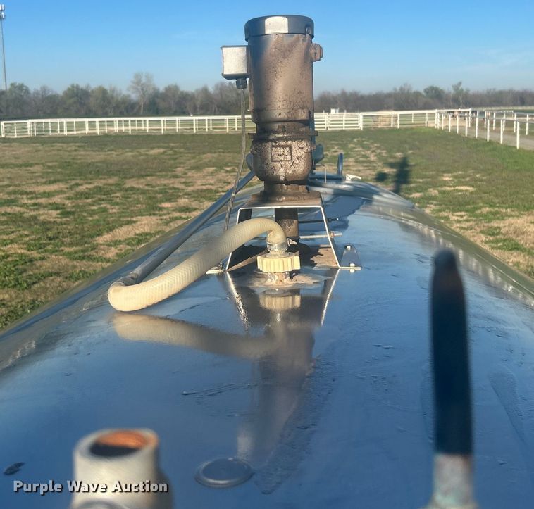 image for item DO1063 Alfa Laval Model AC3000 Stainless steel milk tank