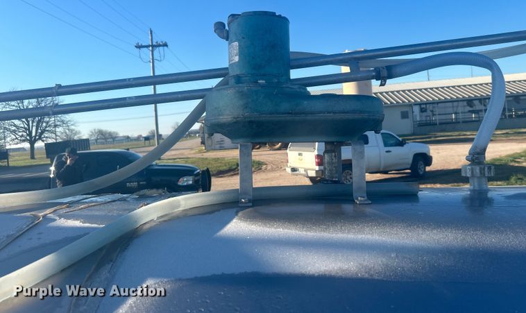 image for item DO1063 Alfa Laval Model AC3000 Stainless steel milk tank