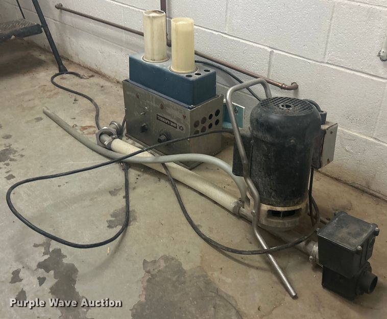 image for item DO1063 Alfa Laval Model AC3000 Stainless steel milk tank