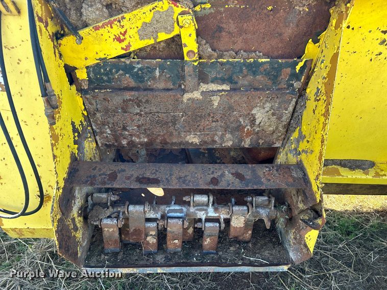 image for item DO1065 Manure spreader