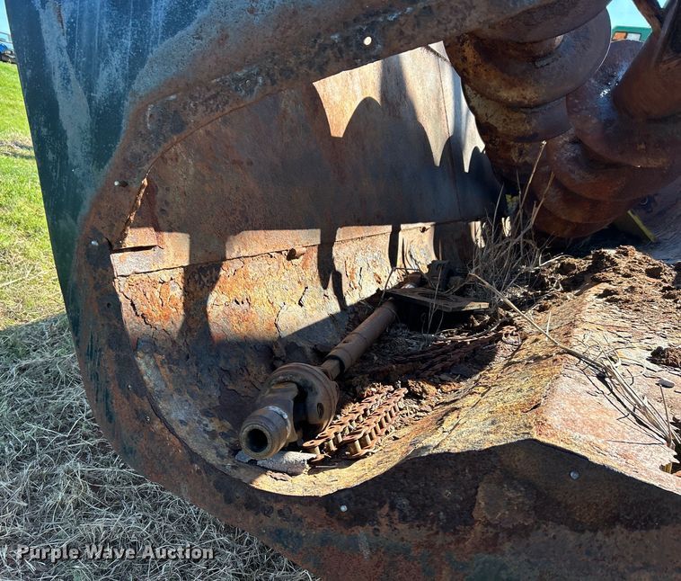 image for item DO1065 Manure spreader