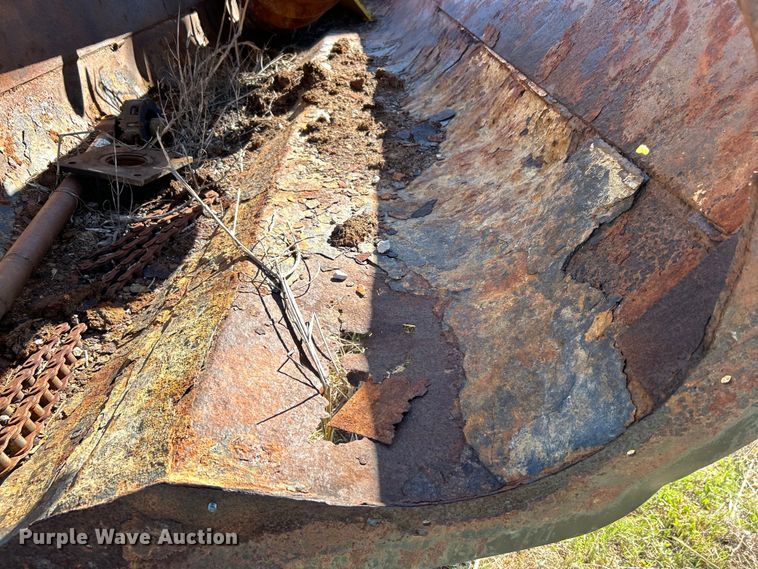 image for item DO1065 Manure spreader