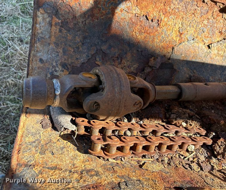 image for item DO1065 Manure spreader