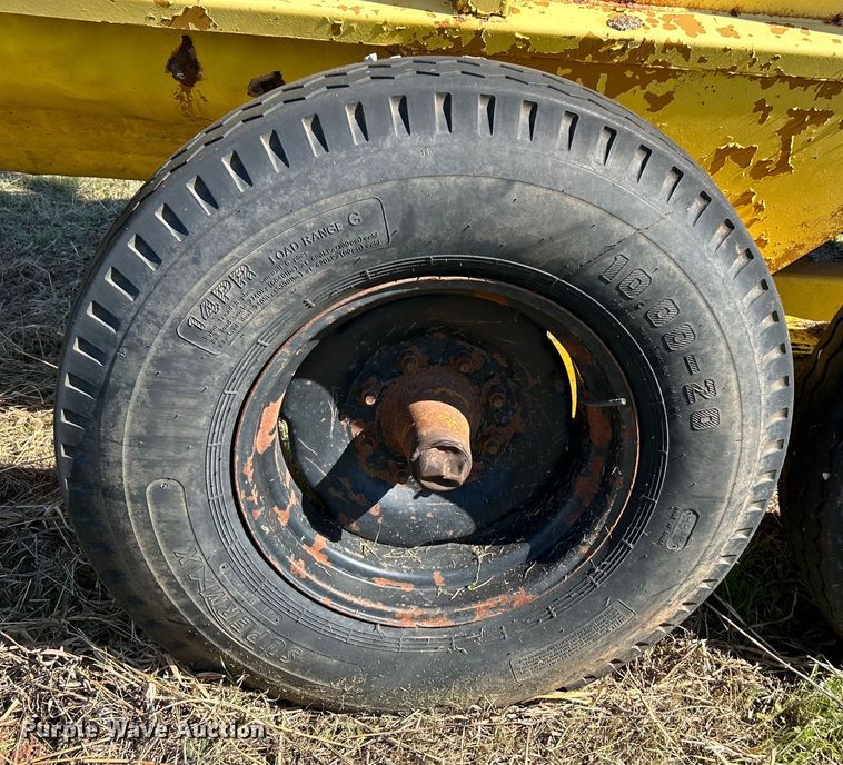 image for item DO1065 Manure spreader