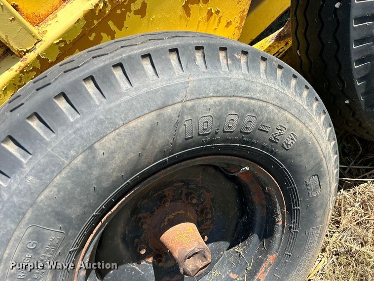 image for item DO1065 Manure spreader