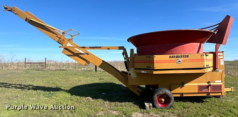 image for item DO1068 Haybuster H1000 bale processor