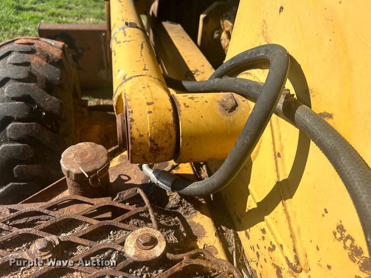 image for item DO1069 John Deere 210LE landscape tractor