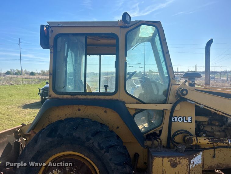 image for item DO1069 John Deere 210LE landscape tractor
