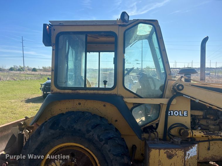 image for item DO1069 John Deere 210LE landscape tractor