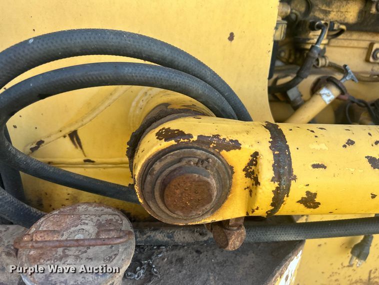 image for item DO1069 John Deere 210LE landscape tractor