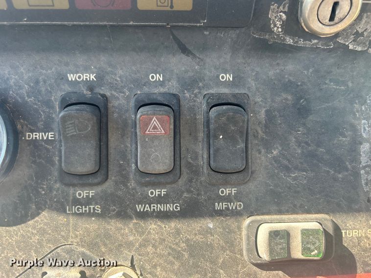 image for item DO1069 John Deere 210LE landscape tractor