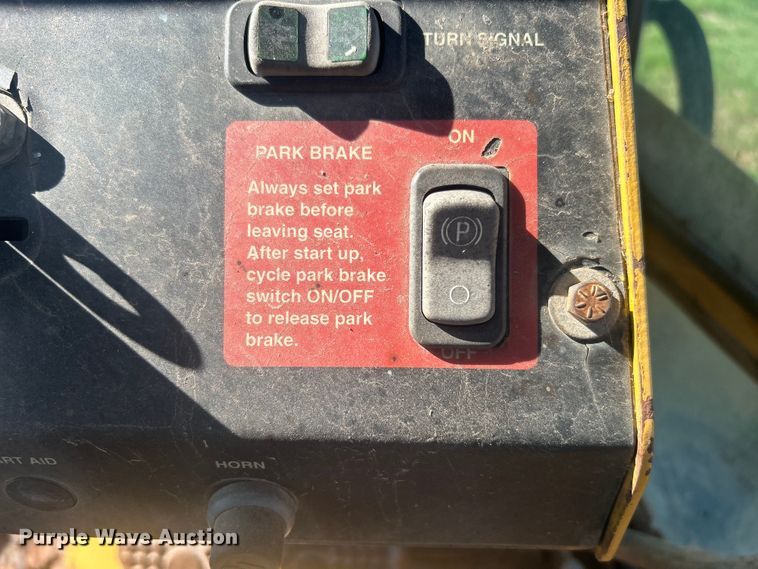 image for item DO1069 John Deere 210LE landscape tractor