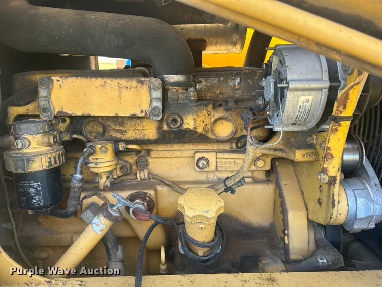 image for item DO1069 John Deere 210LE landscape tractor