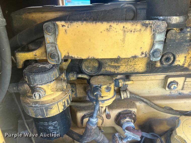 image for item DO1069 John Deere 210LE landscape tractor