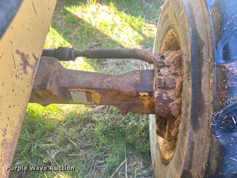 image for item DO1069 John Deere 210LE landscape tractor