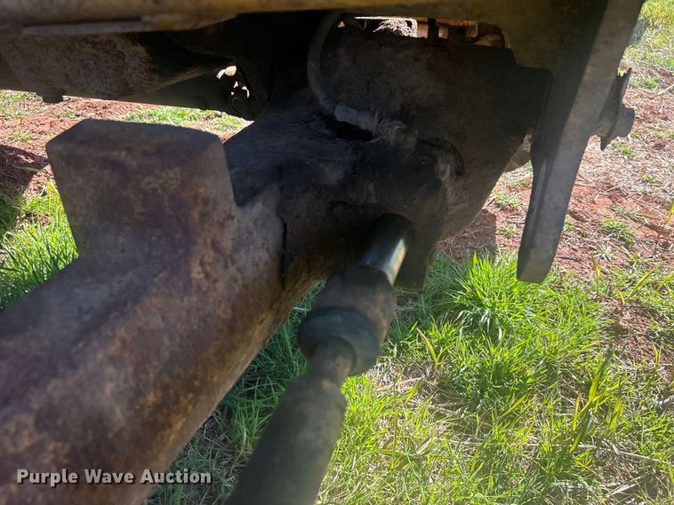 image for item DO1069 John Deere 210LE landscape tractor