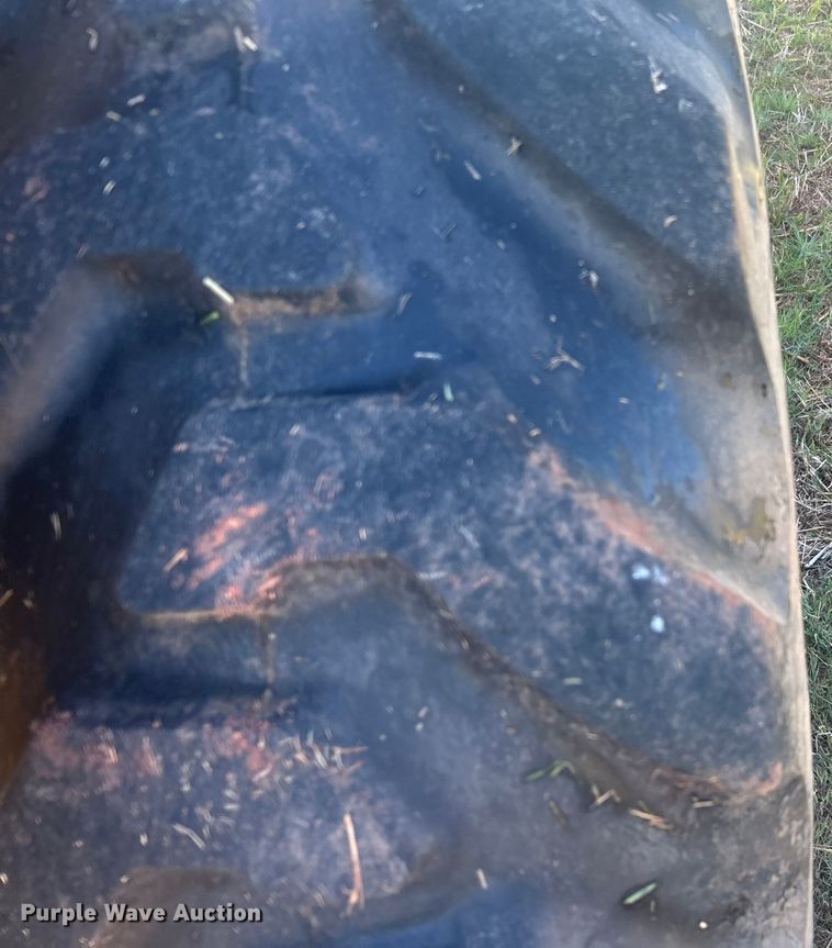 image for item DO1069 John Deere 210LE landscape tractor