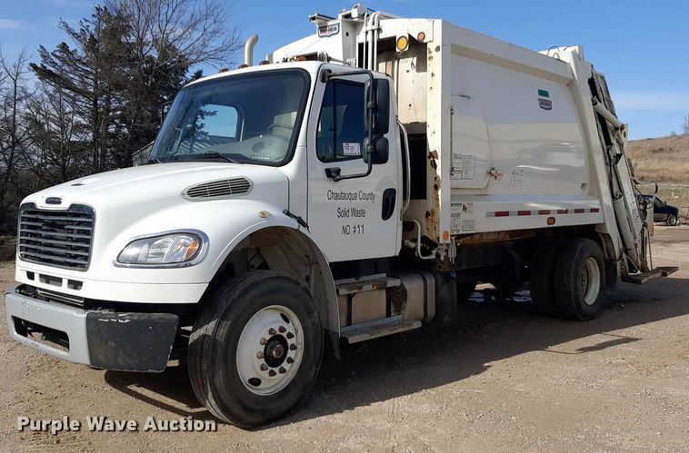 image for item DP2730 2019 Freightliner Business Class M2 106 refuse truck