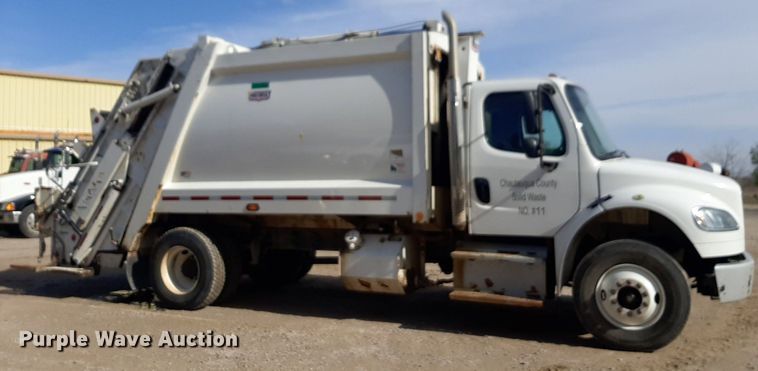 image for item DP2730 2019 Freightliner Business Class M2 106 refuse truck