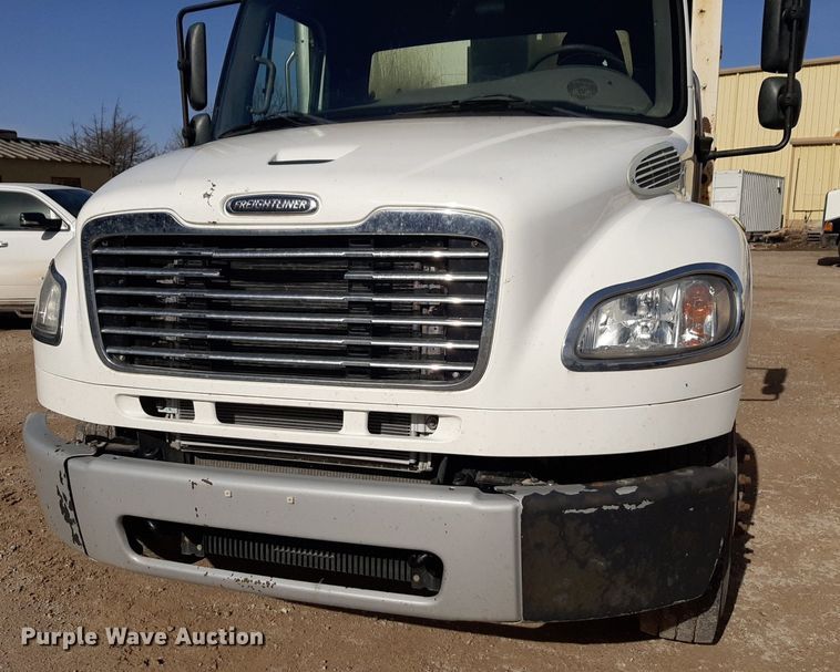 image for item DP2730 2019 Freightliner Business Class M2 106 refuse truck