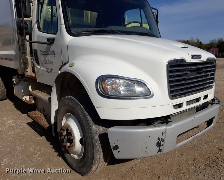 image for item DP2730 2019 Freightliner Business Class M2 106 refuse truck