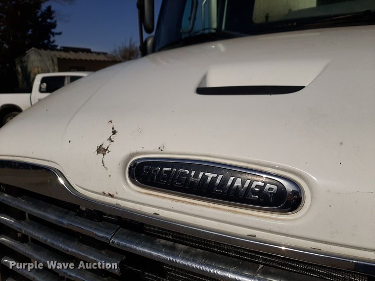 image for item DP2730 2019 Freightliner Business Class M2 106 refuse truck