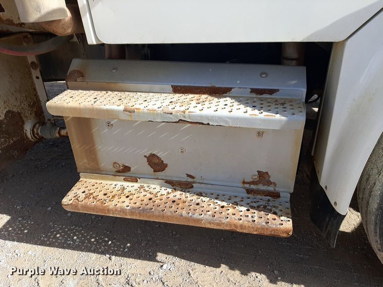 image for item DP2730 2019 Freightliner Business Class M2 106 refuse truck