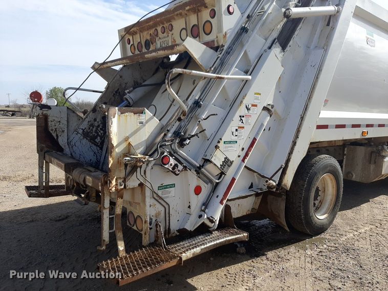 image for item DP2730 2019 Freightliner Business Class M2 106 refuse truck