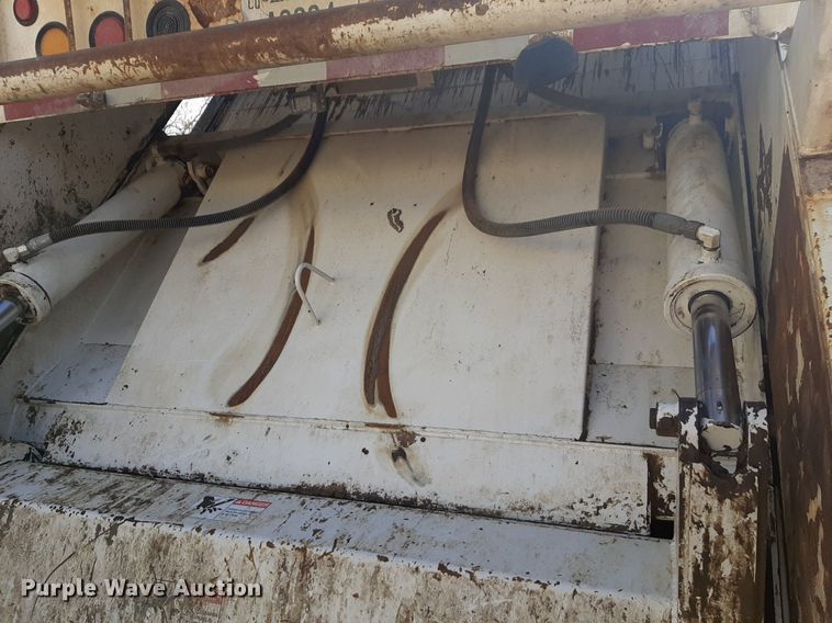 image for item DP2730 2019 Freightliner Business Class M2 106 refuse truck