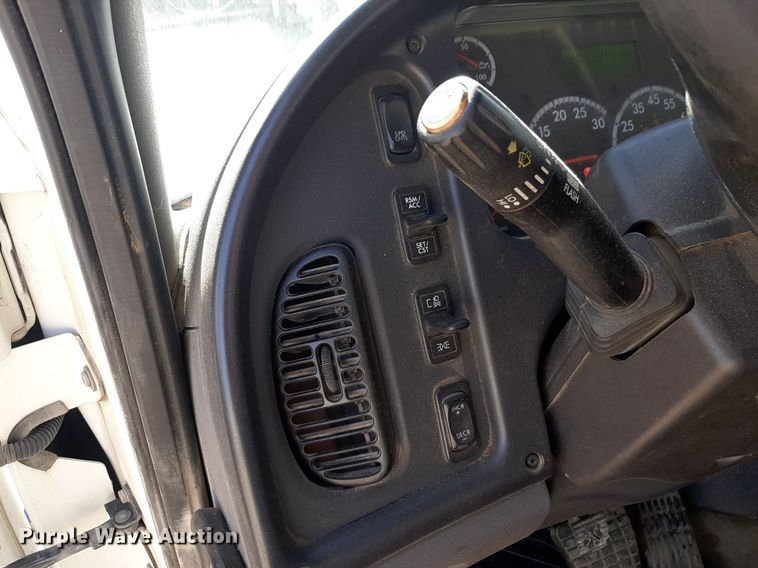 image for item DP2730 2019 Freightliner Business Class M2 106 refuse truck