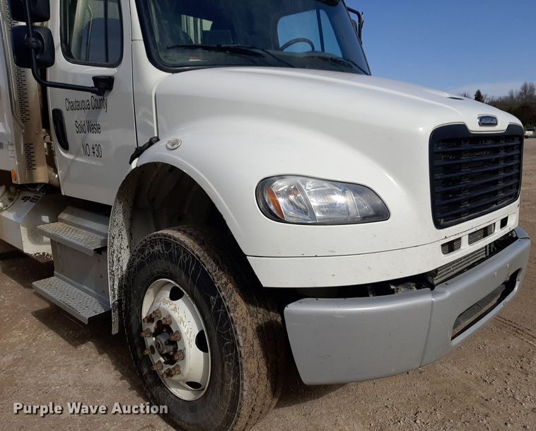 image for item DP2731 2021 Freightliner  Business Class M2 106 refuse truck